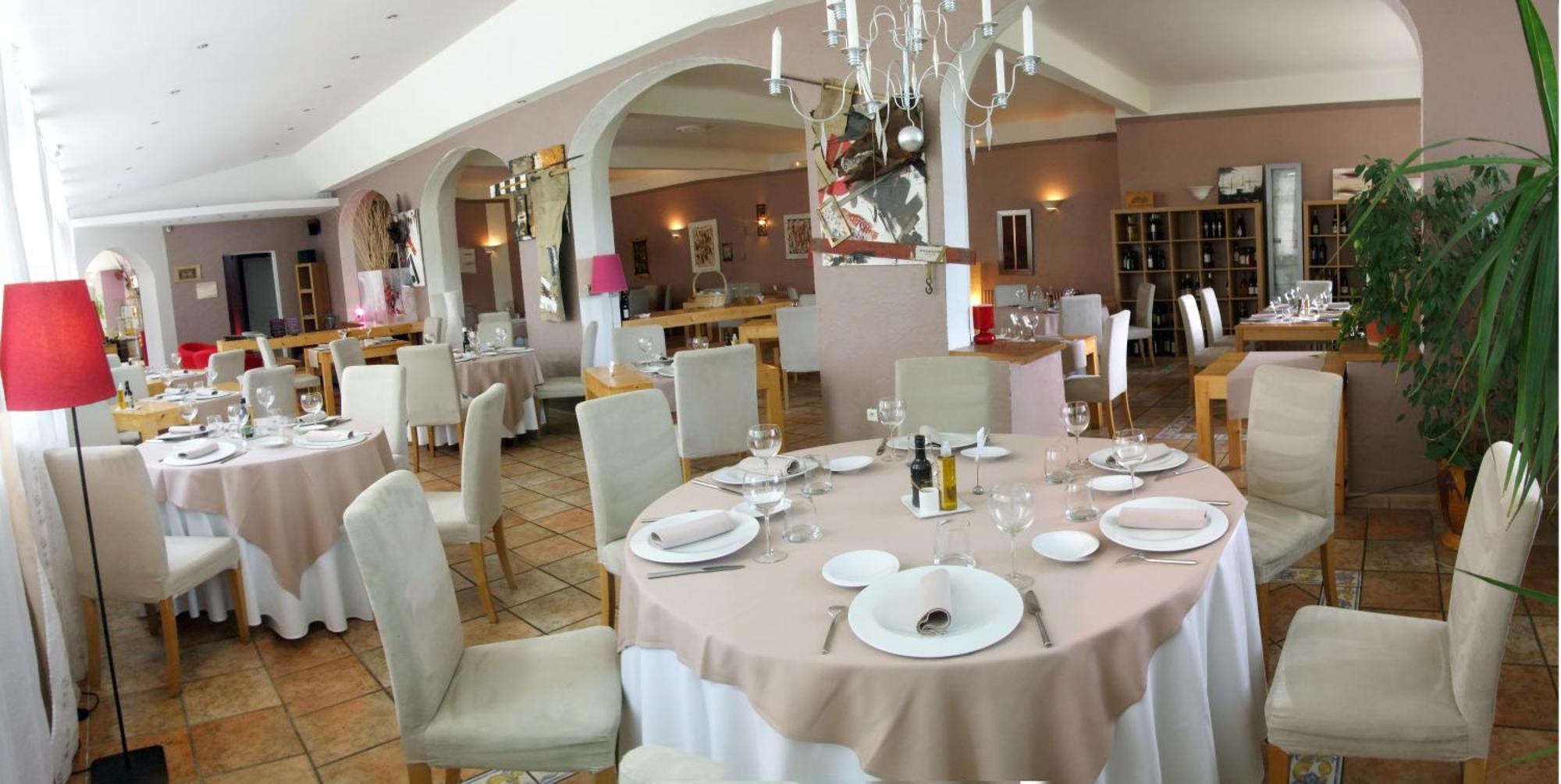 Hotel La Magnanerie - Côté Bistro Aubignosc Exterior foto