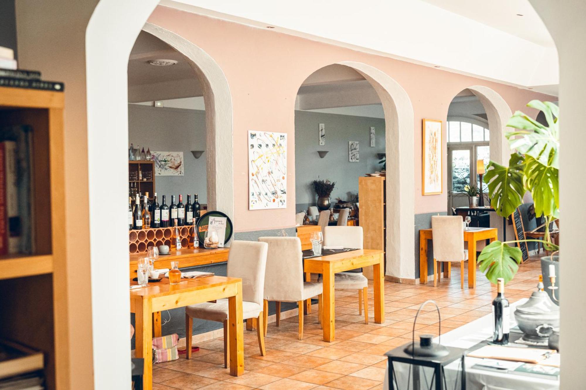 Hotel La Magnanerie - Côté Bistro Aubignosc Exterior foto